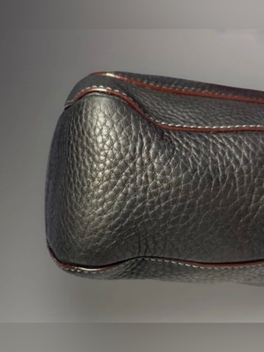 COACH Hobo Black Pebbled Leather Bag/Purse Brown shoulder Strap Zip Close - Picture 6 of 16